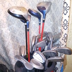 20 Assorted Golf Clubs In A TaylorMade Golf Bag  