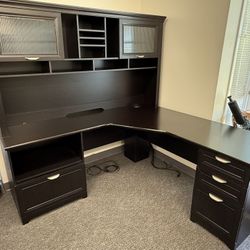 Free Office Desks: 2 Desks with 2 hutches 