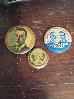 VINTAGE CAMPAIGN PINS