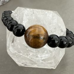 New, Beautiful Tiger Eye And Black Onyx Stone Bracelet. Men And Women Size Available. Jewelry Bag And Stone Meanings Included.