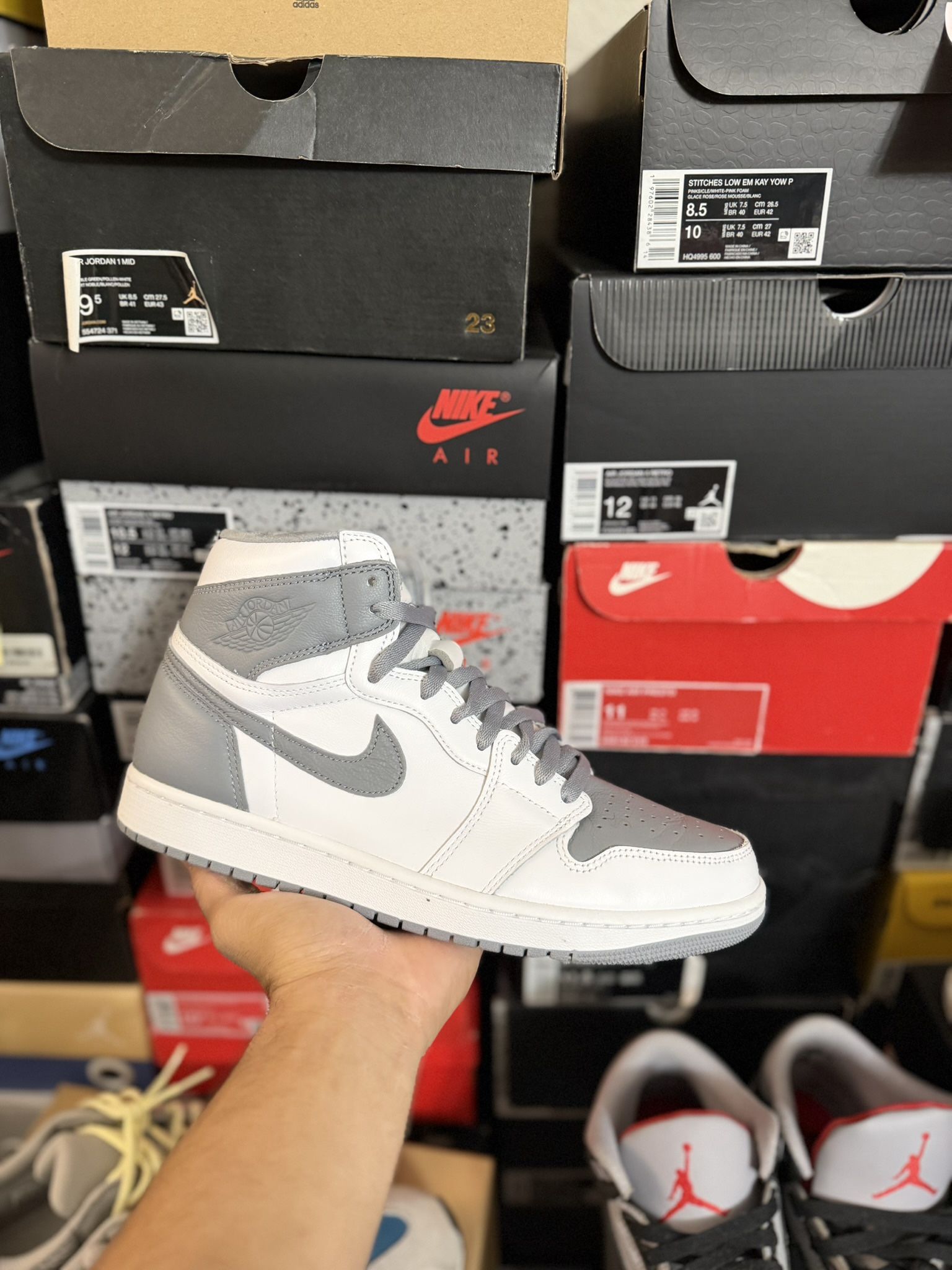 Jordan Stealth 1s size 10.5 VNDS