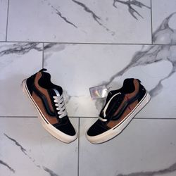 Vans Knu Skool ‘Disney Scar’ BRAND NEW SIZE 9