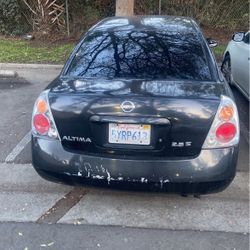 2002 nissan Altima 
