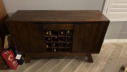 Bar Server Table