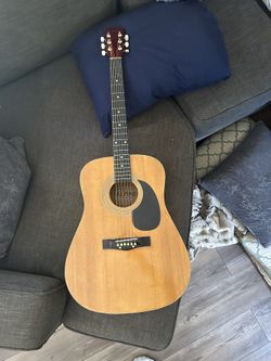 Alpine Acoustic Guitar