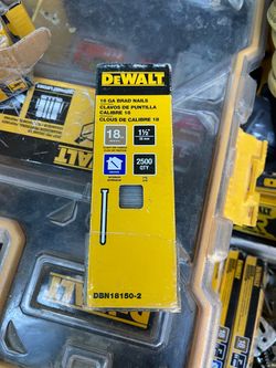 DeWalt 18GA Brad Nails 1-1/2" 2500 Count