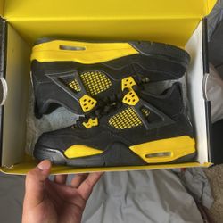 Thunder 4 