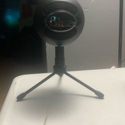 Blue  Yetti Studio Mic