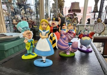 Set Of 6 Vintage Disney Alice in the Wonderland Figurines Figures Topper  Toy for Sale in Oceanside, NY - OfferUp