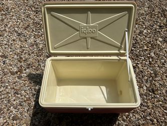 Vintage 1980s Igloo Cooler 48 Qt