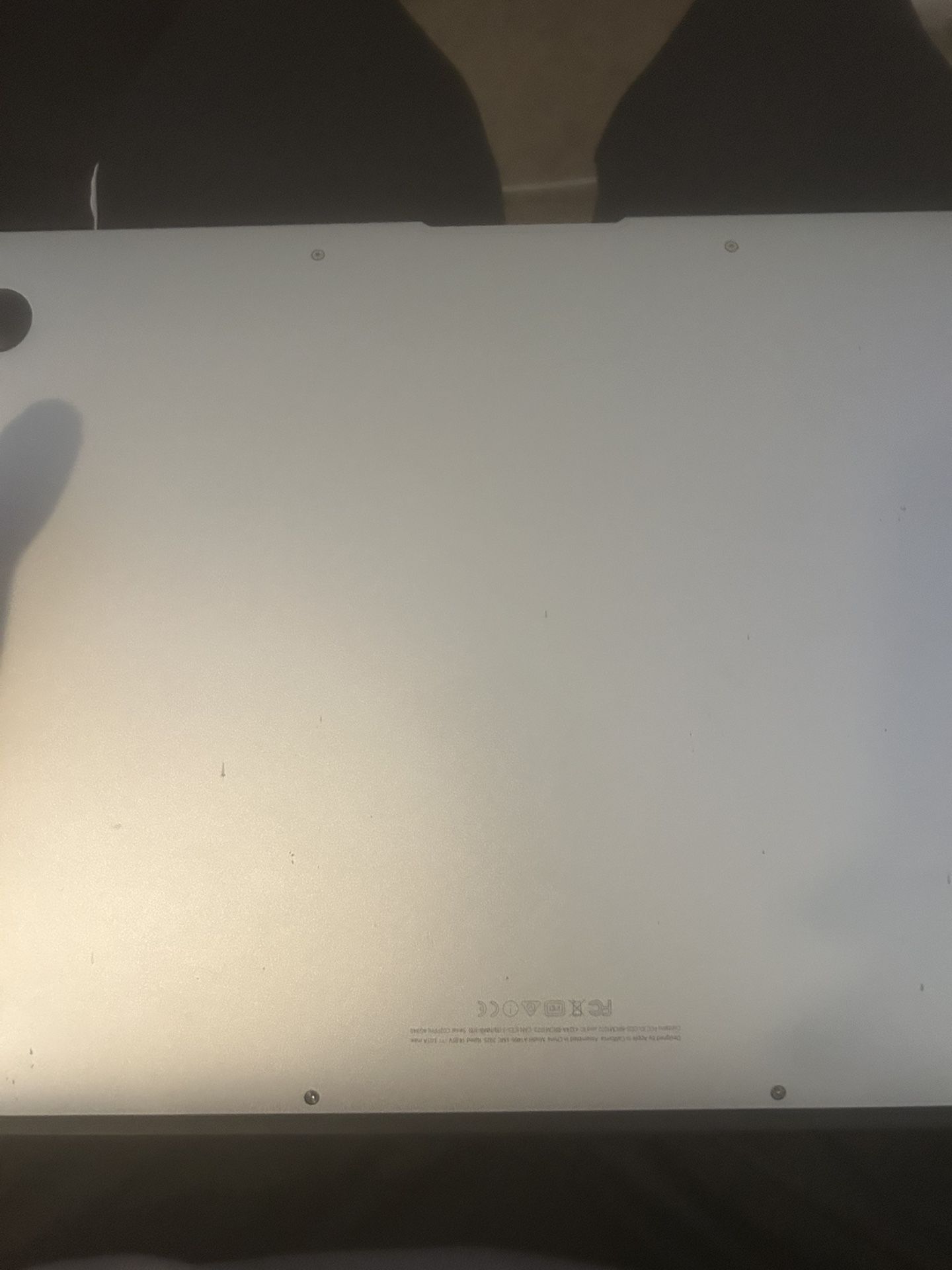 Apple MacBook