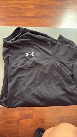 Black t shirt