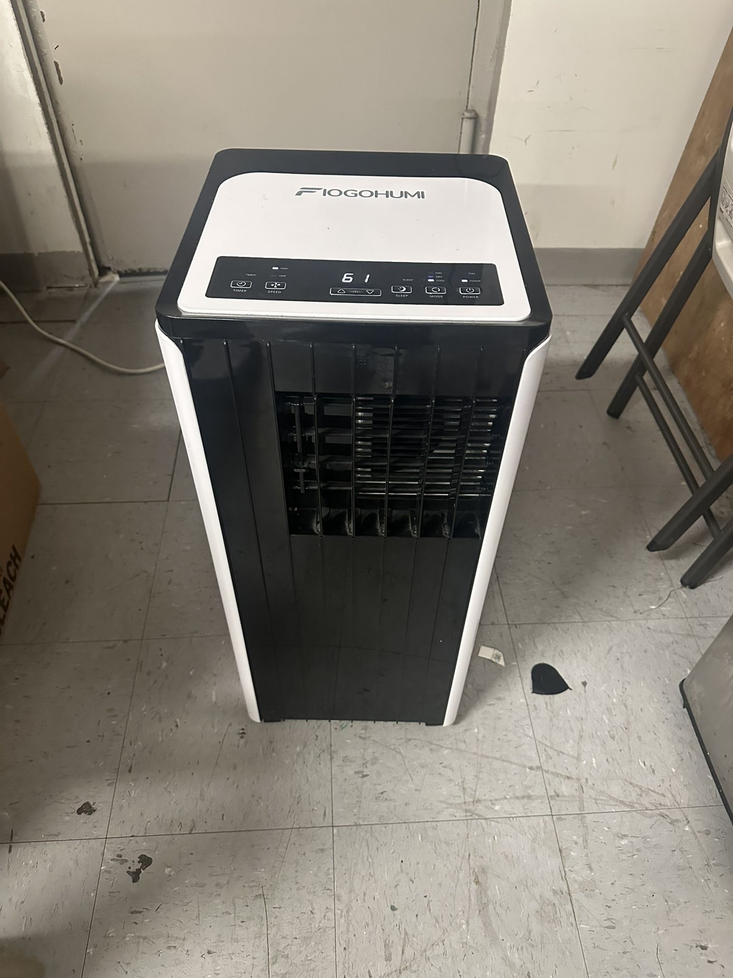 Portable Air Conditioner 10K (Bedstuy Pickup Putnam Ave)