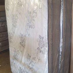 Mattresses King Queen Full Twin 