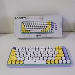 Logitech POP Keys Wireless Mechanical Emoji Keyboard Daydream NEW foe Windows and Mac and Chrome.
Only 40 dollars (it costs 110 dollars).
Incredible d