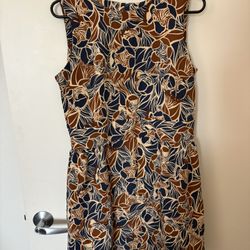 Pretty Hawaiian Dress Size Medium