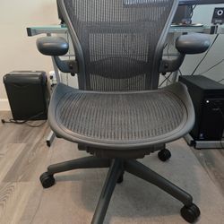 Herman Miller Aeron Office Chair Size B