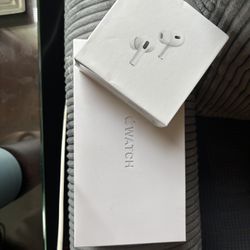 AirPod Pros & Apple Watch
