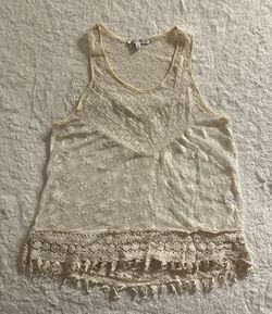 Haute Monde Women’s Lace Sheer Cream/Off white Tank Top Size XL -Measurements and Condition are in photos -Feel free to ask questions