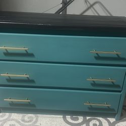 Solid Wood 3 Drawer Dresser