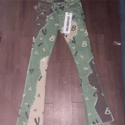 Valabasas Flared Jeans 