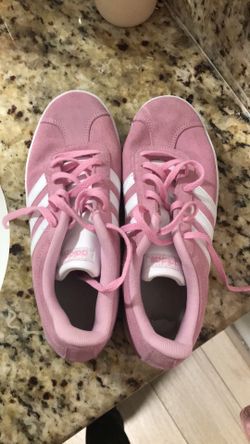 Adidas VL Court pink sneakers size 5.5