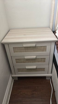 Night stand