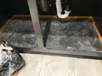 Cabinet sink