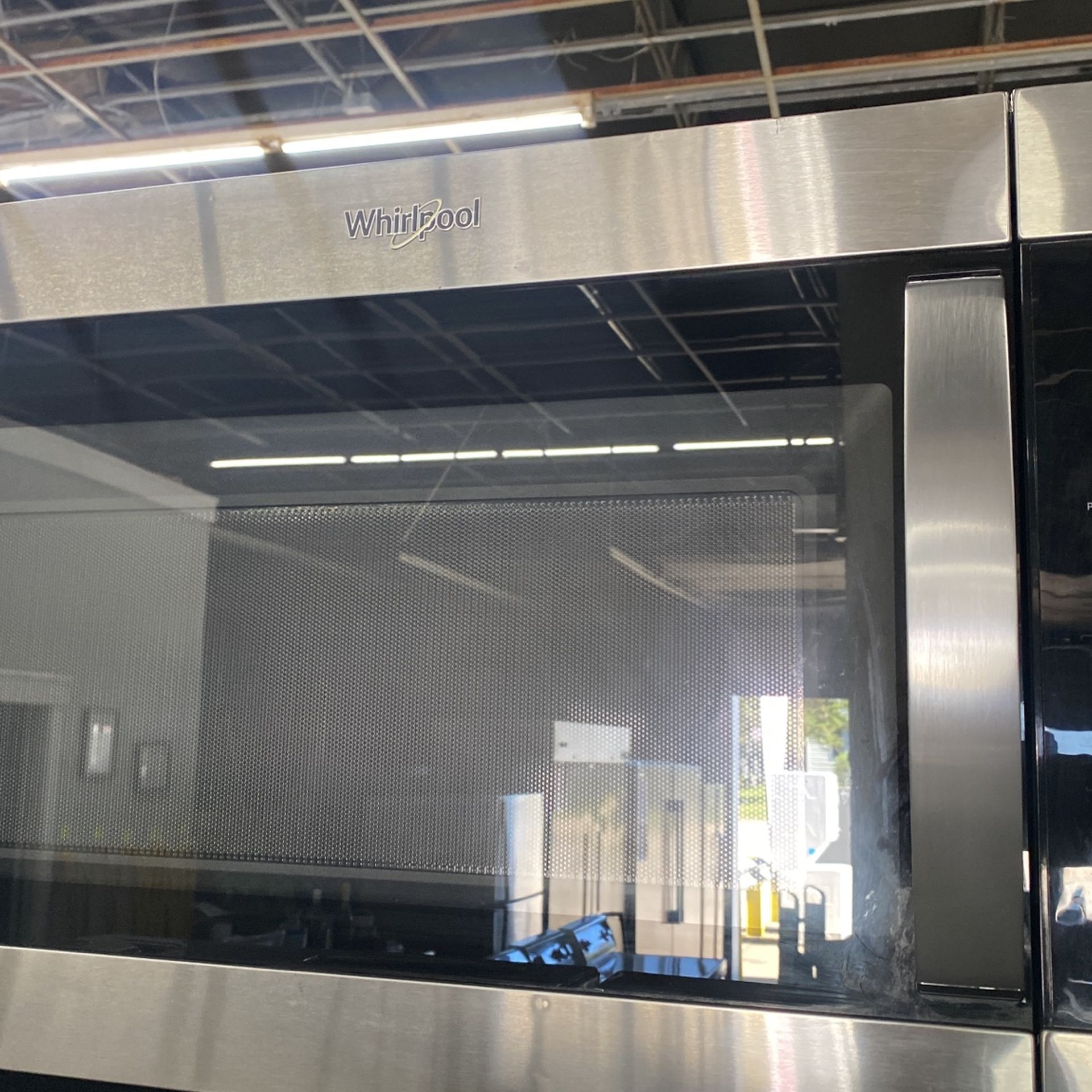 Whirlpool Microwave 1.7 Cf Stainless