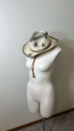 Cute Star Paper Hat, New Not Worn