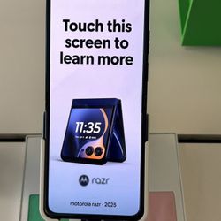 Motorola Razr (2025)