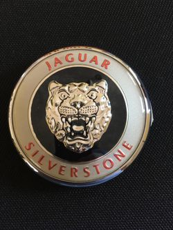 Jaguar XK8 Silverstone bonnet badge