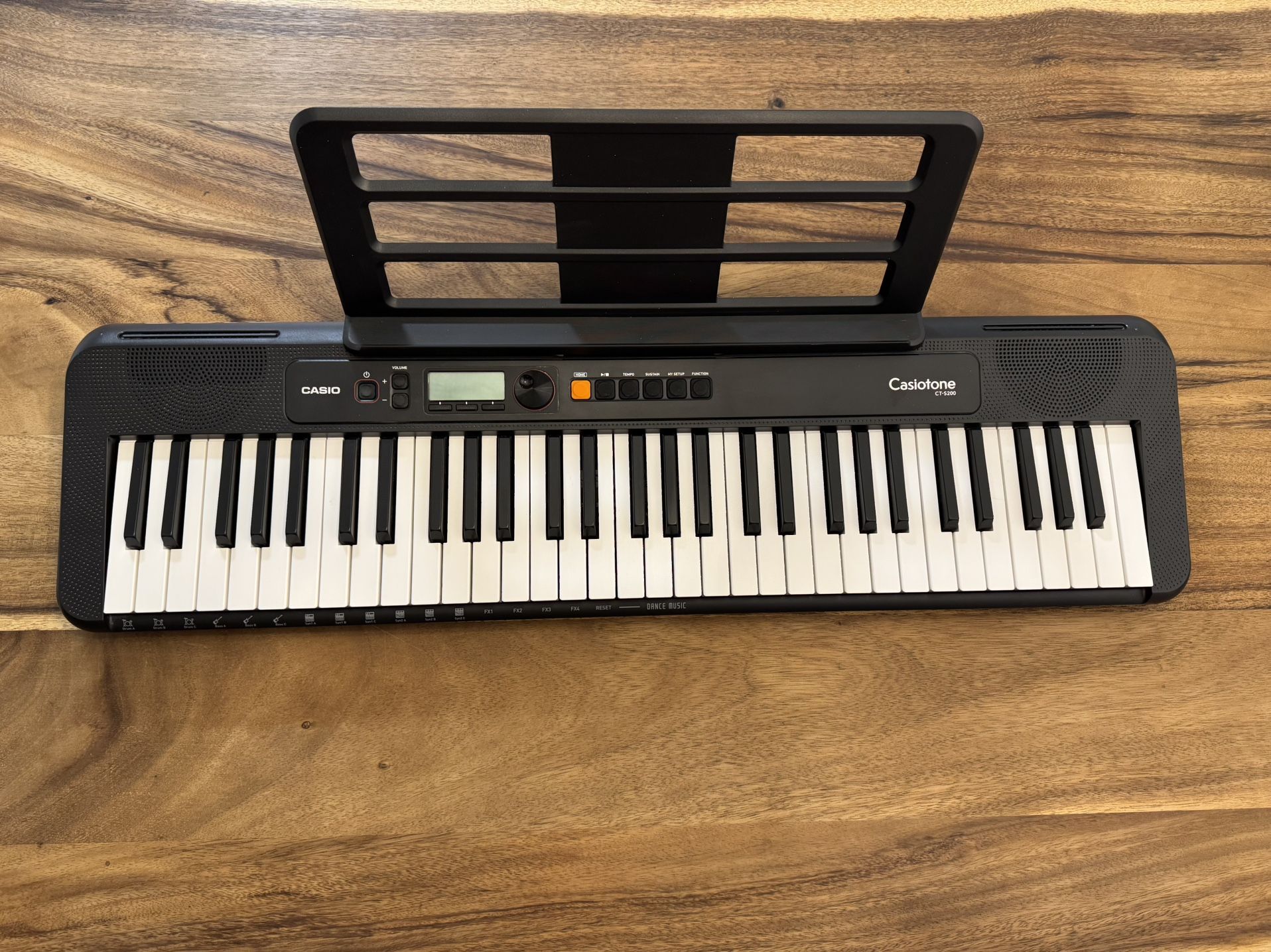 Casio Casiotone CT-S200 61-Key Portable Keyboard Piano