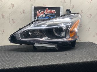 13-15 NISSAN ALTIMA DRIVER HALOGEN HEADLIGHT