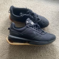 Nike Mens Size 10
