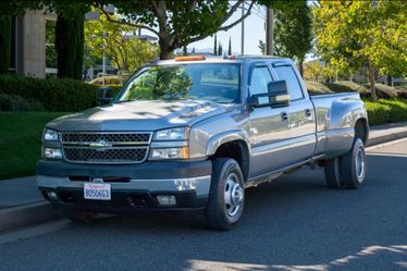 LBZ Duramax • One of the Nicest, Lowest-Mile 3500 Duallys You'll Find