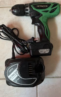 Hitachi Cordless Driver Drill DS10DFT And Charger 