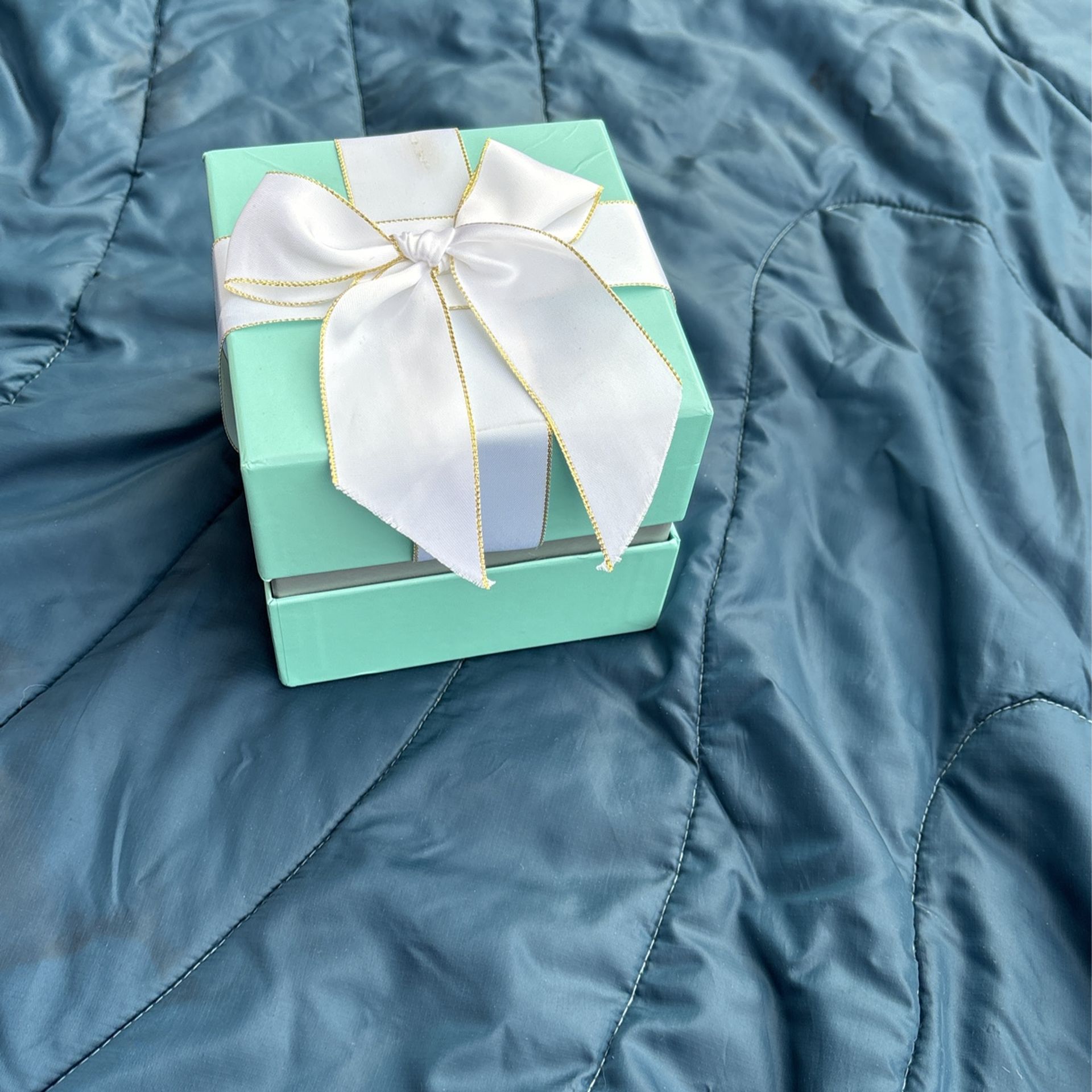 Bnw Engagement Cup Gift