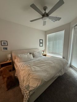 King Size Upholstered Platform Bed