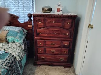 Bedroom set