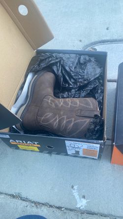 Work shoes