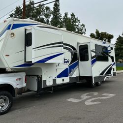 2013 Eclipse Attitude Toy Hauler 