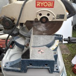 Circular Saw / Sierra Circular De 10 Pulgadas. 