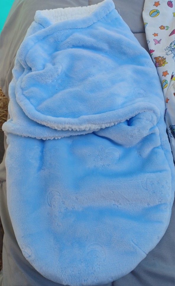 Baby Swaddle, plush.
