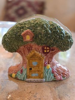 Vintage Ceramic Treehouse Napkin Holder Outhouse Tree Trunk ABC Distributing