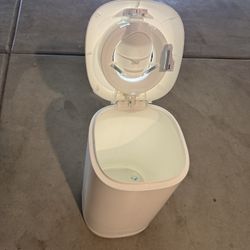 Diaper Genie (trash Can)