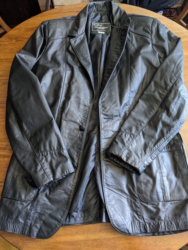 Vintage Leather Jacket. San Diego Leather Factory. Size 42L. Never Worn. Pick Up Lemon Grove.