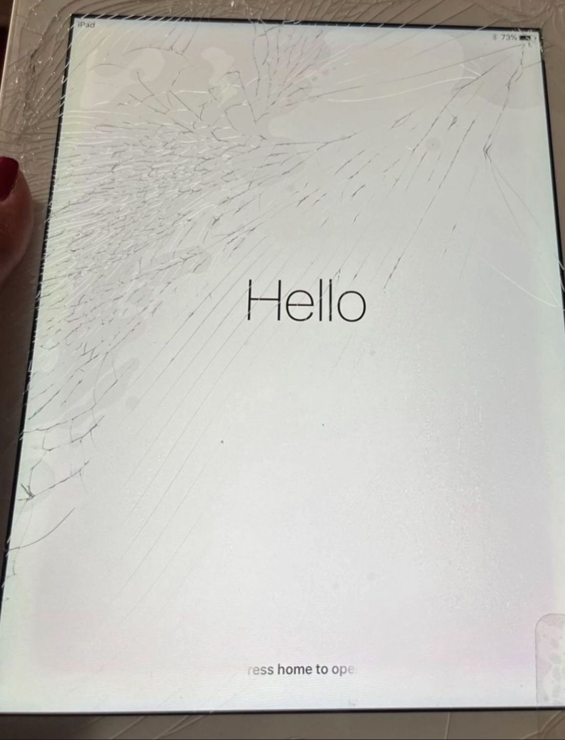πUsed iPad 16 GB 4 Th Generation Work Perfect ( Need Screen Repair) SALE $55 π