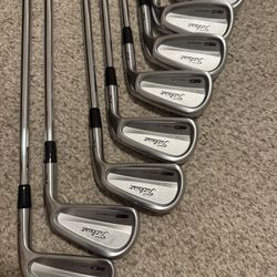 Titleist CB Forged 712 Iron Set