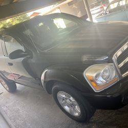 2005 Dodge Durango SLT